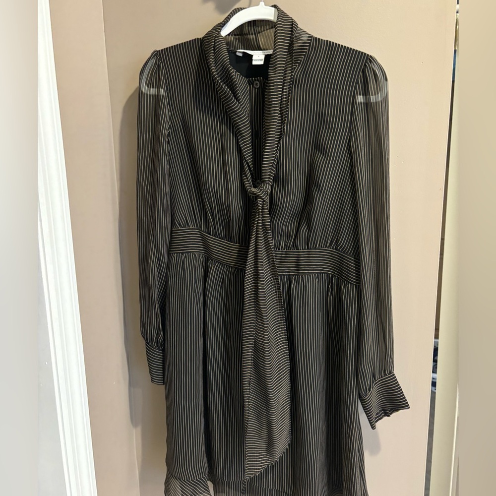 DVF dress with tie